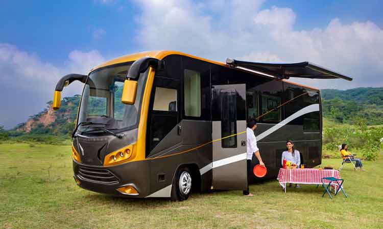 క్యారవాన్‌లో.. వేసవి విహారం