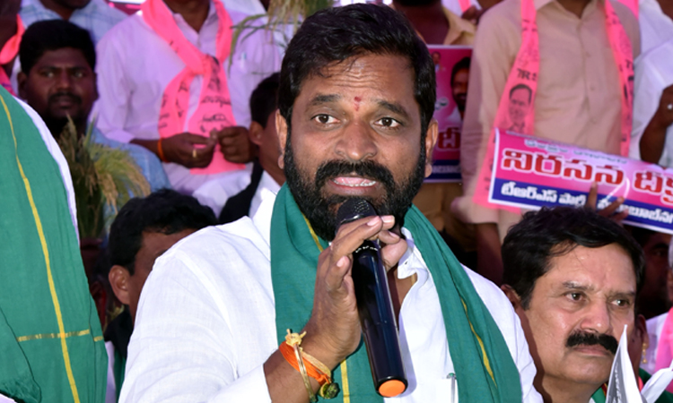 నాడు నీళ్ల దోపిడీకి హారతులు