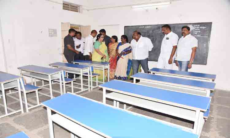 బధిరులకు అండగా ఉంటాం