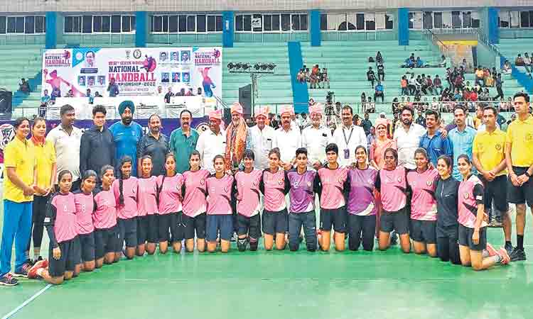 సెమీస్‌లో తెలంగాణ