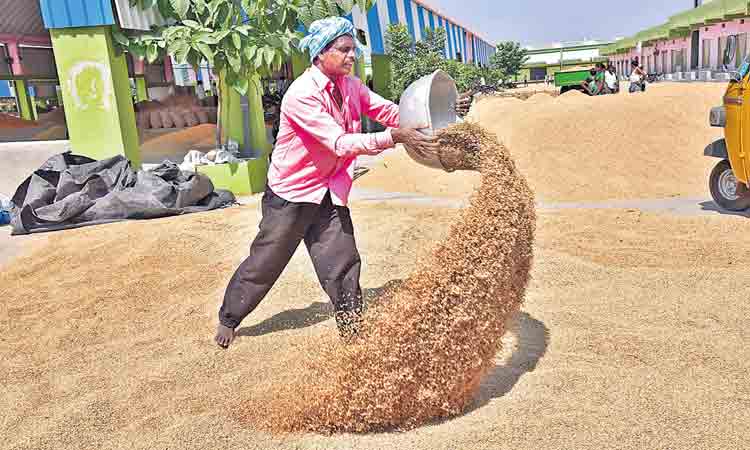 తెలంగాణ ధాన్యం కొనరెట్ల..?