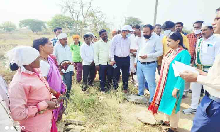 ‘ఉపాధి’లో కూలీల సంఖ్య పెంచాలి