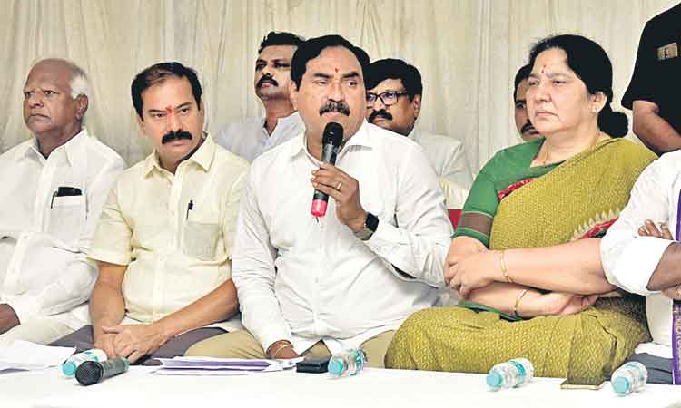 చరిత్రలో నిలిచేలా వరంగల్‌ అభివృద్ధి