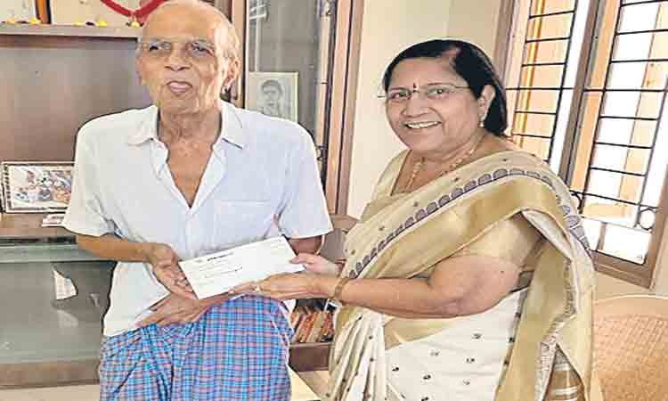 ఉచిత పక్షవాత వైద్యశిబిరం