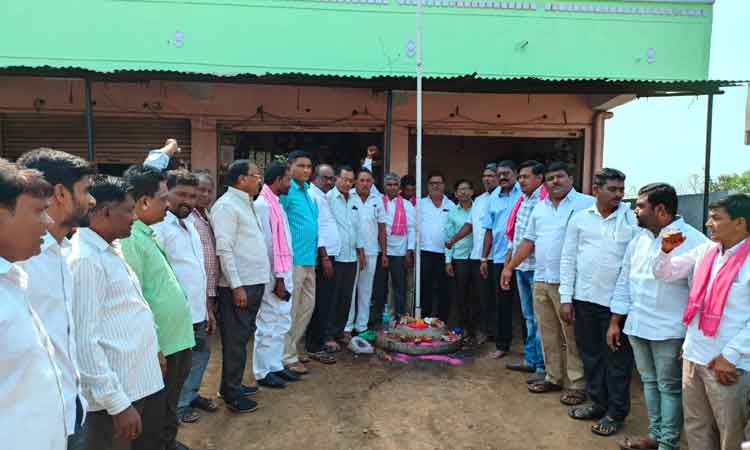 కేసీఆర్‌ సారథ్యంలోనే తెలంగాణ అభివృద్ధి