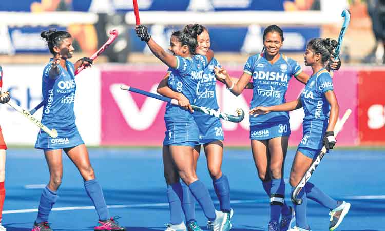 సెమీస్‌లో భారత్‌