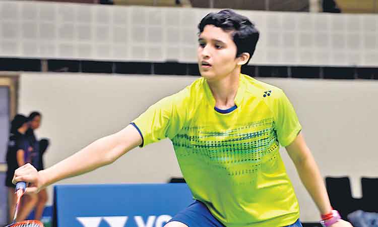 పద్నాలుగేండ్ల ప్రాయానికే..