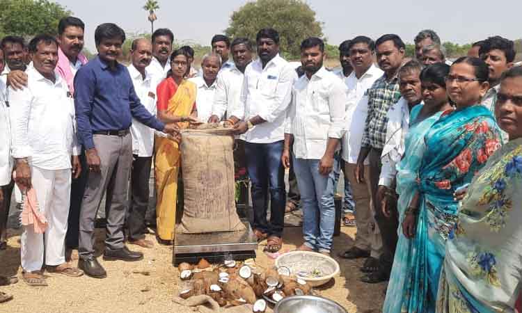 ప్రతి గింజనూ ప్రభుత్వమే కొనుగోలు చేస్తుంది