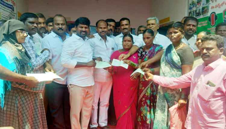 మహిళా సంక్షేమానికి పెద్దపీట