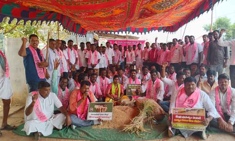 కొనేదాకా కొట్లాటే