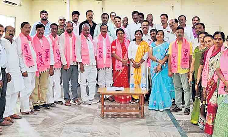 పార్టీని మరింత బలోపేతం చేద్దాం..