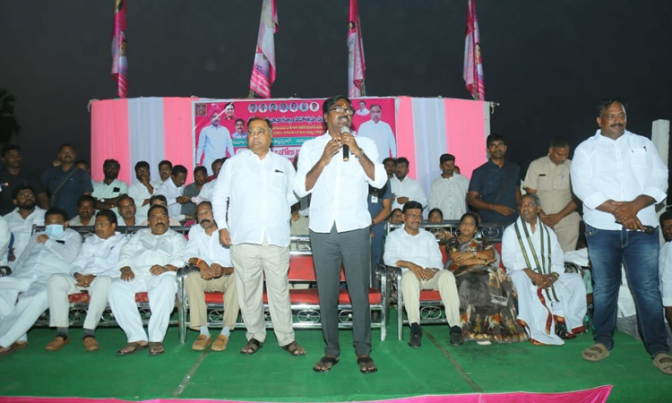 ఎద్దుల పోటీలు సంప్రదాయానికి ప్రతీక