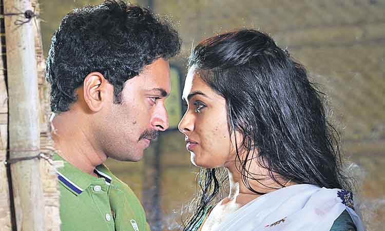 నా మనసే తవ్వేసిందే..