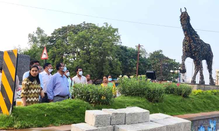 ఆరు ప్రారంభోత్సవాలు..12 శంకుస్థాపనలు