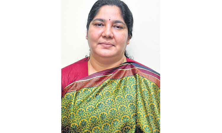 గిరిజన బిడ్డలకు కొలువుల శిక్షణ