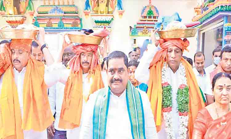 కన్నుల పండువగా బ్రహ్మోత్సవాలు