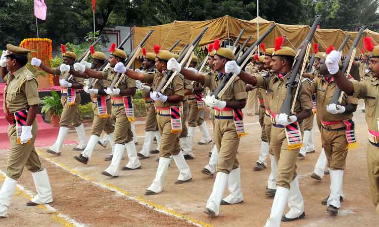 ‘ఖాకీ’కల నెరవేరే వేళ..