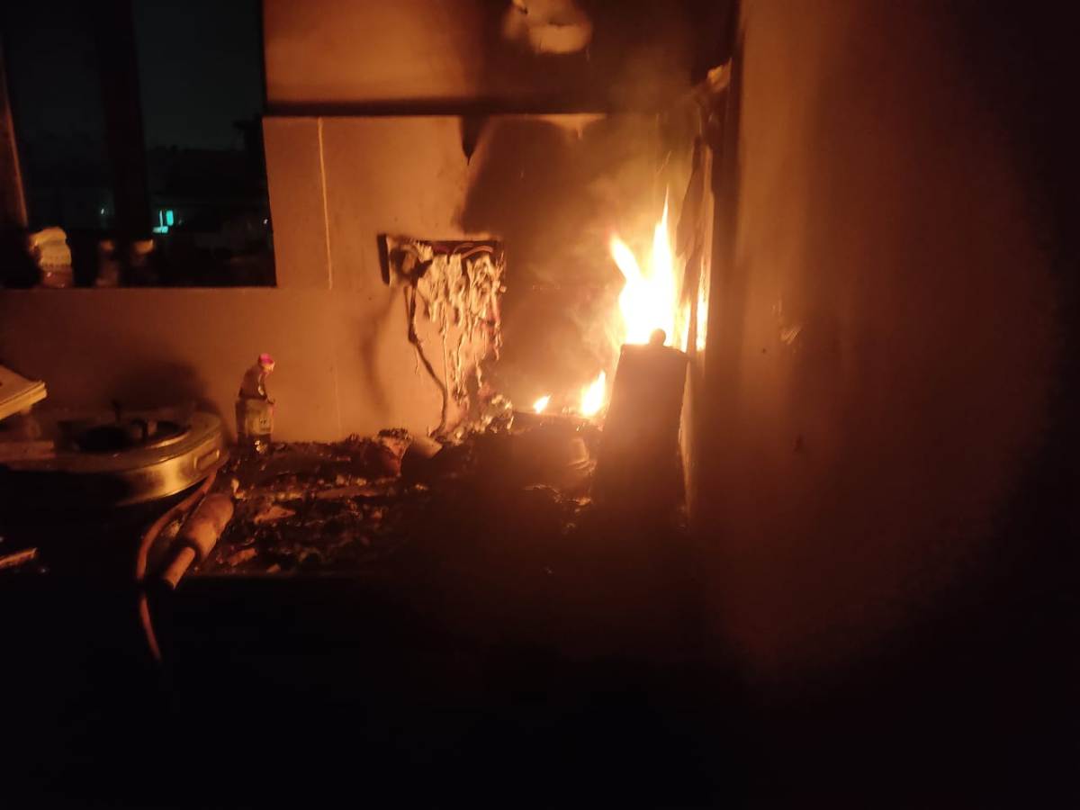 Fire accident | బంజారాహిల్స్​‍లో స్వల్ప అగ్నిప్రమాదం