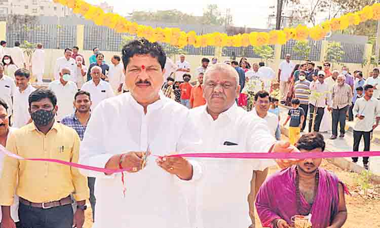 ఆహ్లాదకరంగా పార్కుల అభివృద్ధి