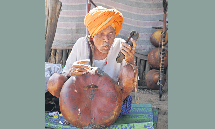 ‘జాతుర్‌’ కళాకారుడు కుమ్ర లింగు కన్నుమూత