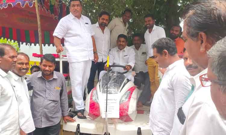 దళితుల ఆర్థికాభివృద్ధే కేసీఆర్‌ ధ్యేయం