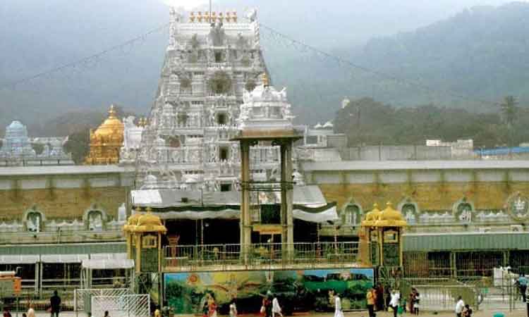 తిరుమలలో పెరిగిన భక్తుల రద్దీ