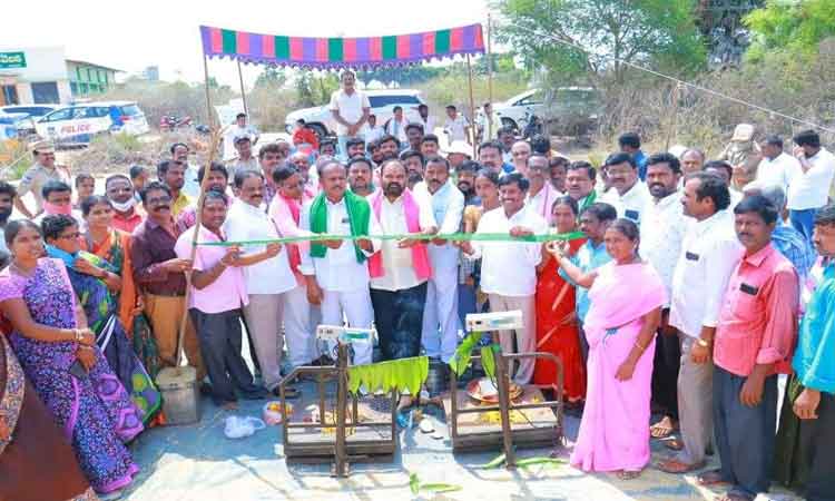 కొనుగోలు కేంద్రాల్లోనే మద్దతు ధర