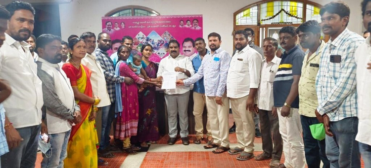 దేశానికి దిక్సూచి దళిత బంధు