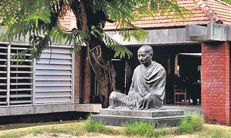 సబర్మతి పునరభివృద్ధిపై గుజరాత్‌కు చుక్కెదురు