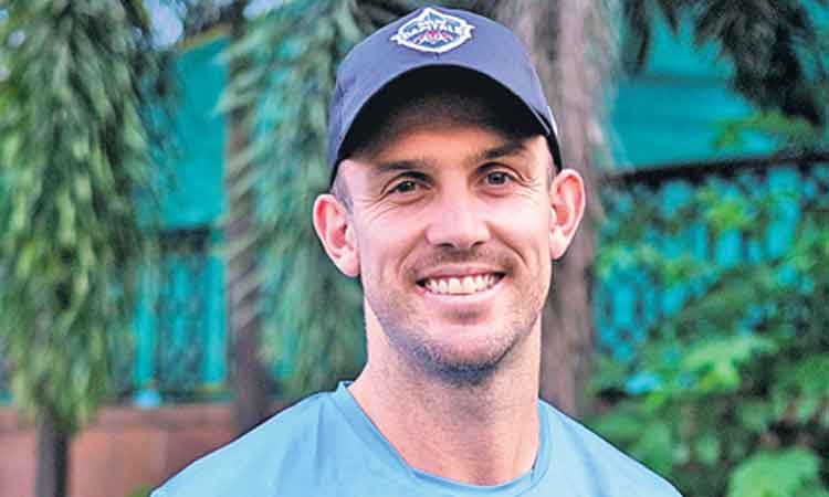 కోలుకున్న మార్ష్‌, సీఫర్ట్‌