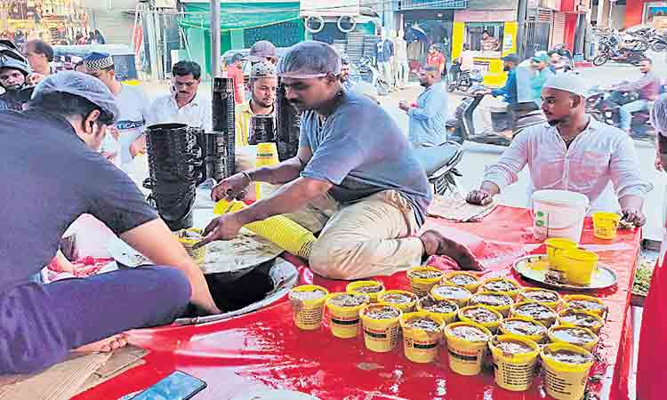 రంజాన్‌ సందడి షురూ..