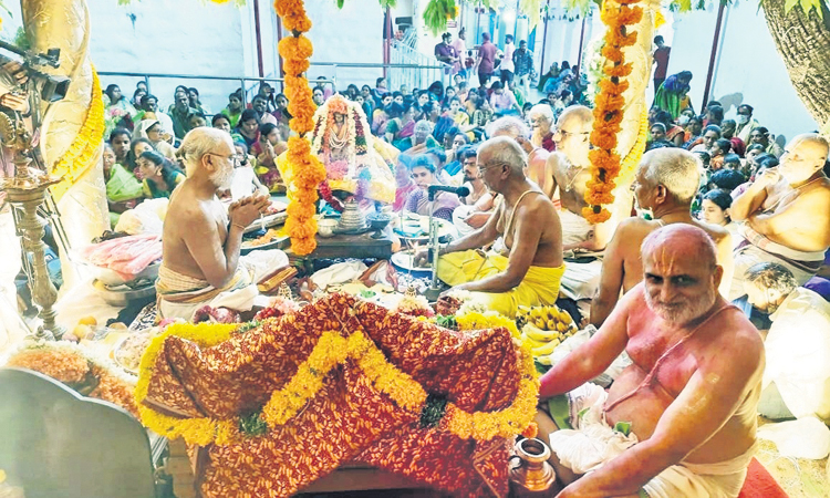 కల్యాణం..కమనీయం