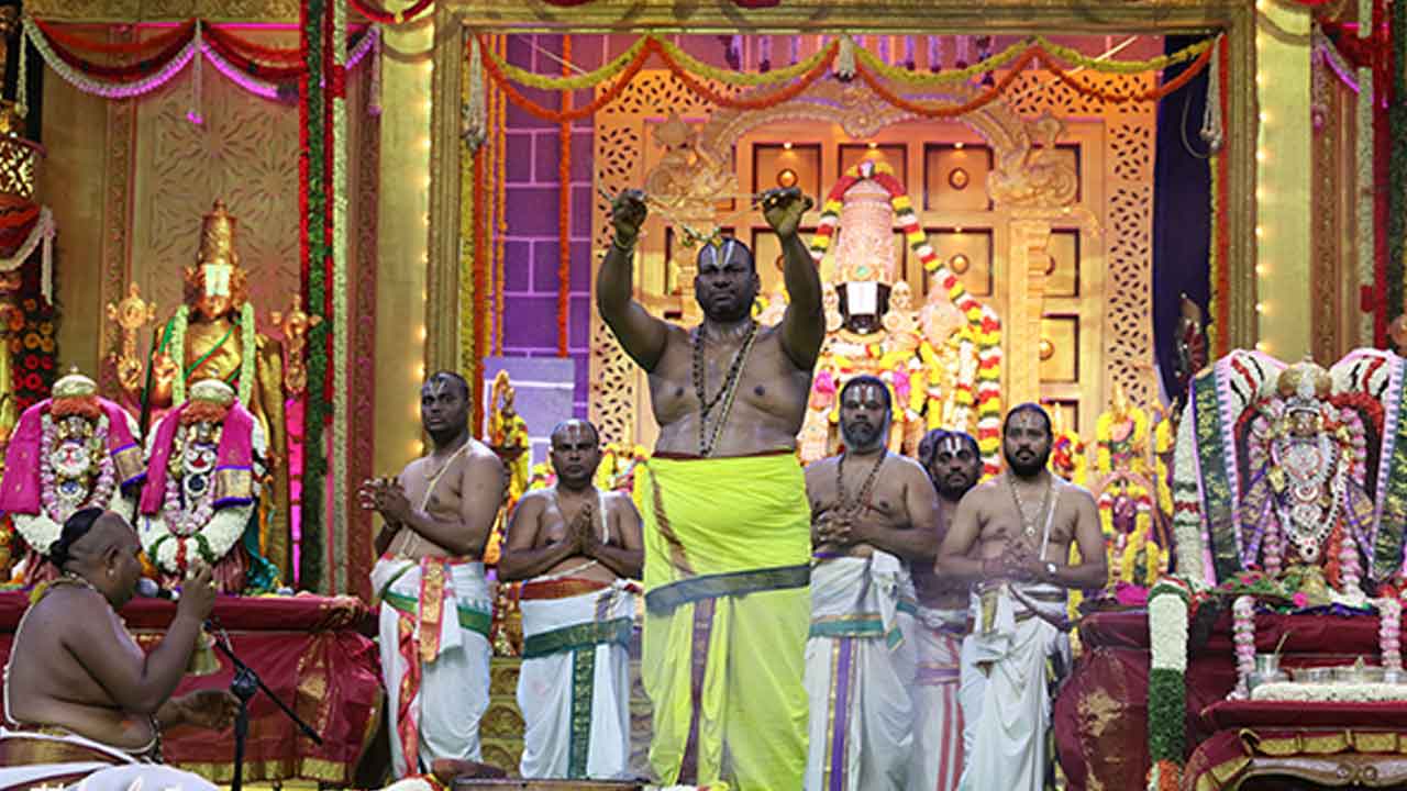 చెన్నైలో కన్నుల పండువగా శ్రీనివాస కల్యాణం