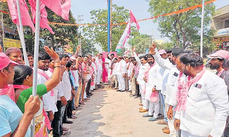 111 జీవో ఎత్తివేతపై ప్రజలు, నాయకుల హర్షం