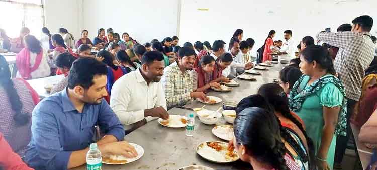 గురుకుల విద్యార్థులకు నాణ్యమైన బోధన