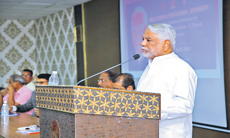 రాష్ర్టాల హక్కులను హరించొద్దు