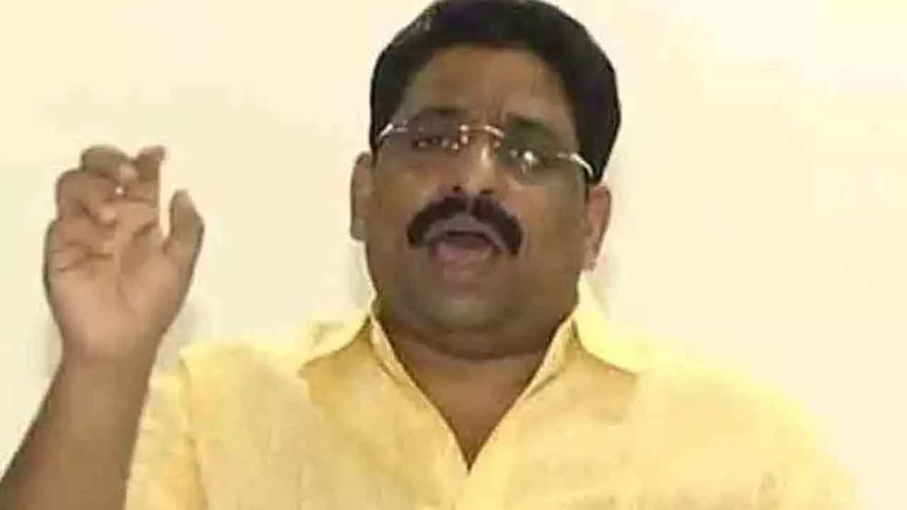 చంద్రబాబు జోలికి వస్తే సూసైడ్‌ బ్యాచ్‌తో అటాక్‌ : టీడీపీనేత కీలక వ్యాఖ్యలు