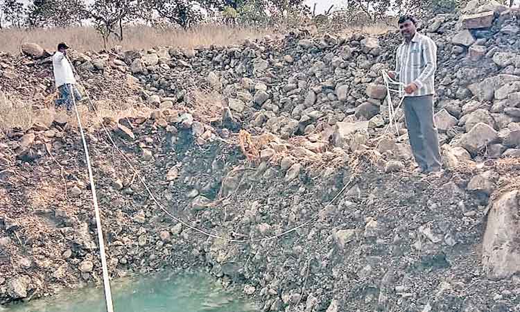 రాళ్ల భూముల్లో జలసిరులు