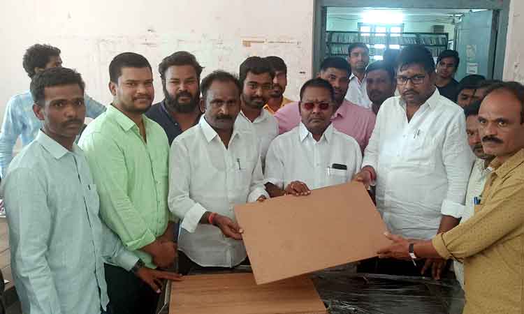 అభ్యర్థులకు అండగా ఉంటాం