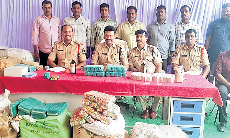 కల్తీ వ్యాపారులపై కఠిన చర్యలు : ఎస్పీ