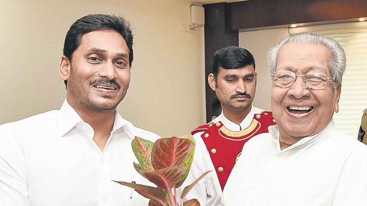 నేడు గవర్నర్‌తో భేటీ కానున్న ఏపీ సీఎం జగన్‌..