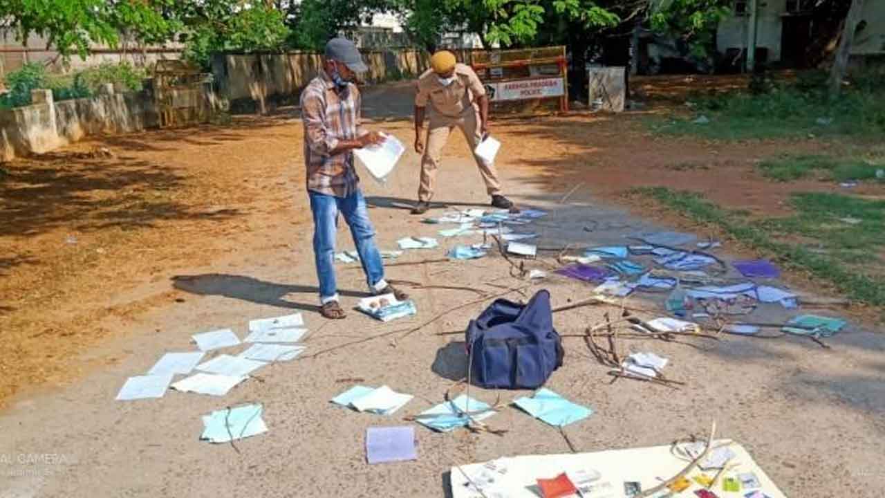 నెల్లూరు కోర్టు చోరీ కేసులో ఇద్దరు అరెస్టు : ఎస్పీ