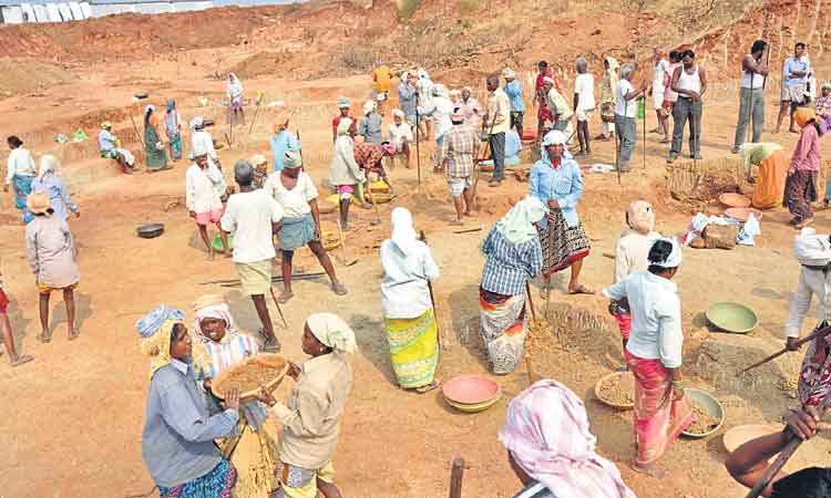 ఉపాధిలో ఉత్తమంగా..