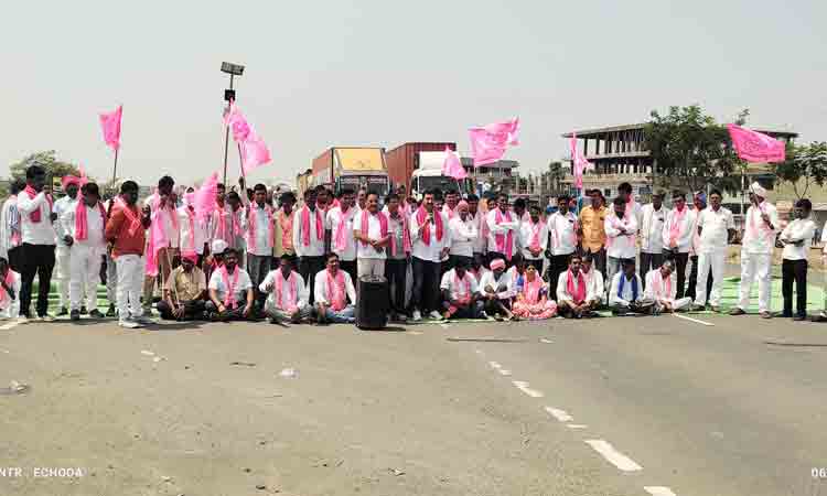 కేంద్రం ధాన్యం కొనేదాకా ఉద్యమిస్తాం