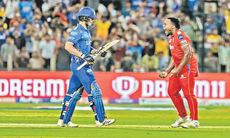 ముంబై.. ప్చ్