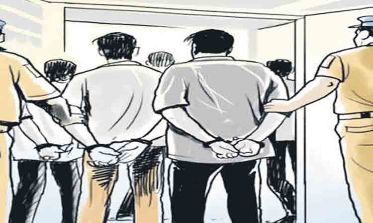 సైబర్‌ వల.. తెలుగోడే ఎర