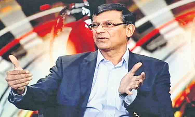 అదేమీ దేశద్రోహం కాదు.. వడ్డీరేట్ల పెంపుపై ఆర్బీఐ మాజీ గవర్నర్‌ రాజన్‌