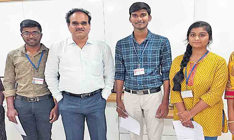 బహుళ జాతి కంపెనీలకు ‘మల్లారెడ్డి’ విద్యార్థులు ఎంపిక