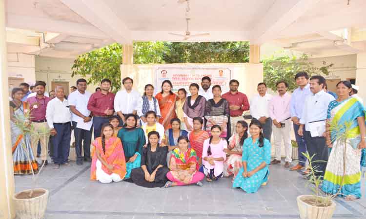 ఆంగ్ల బోధన ప్రారంభిస్తున్నాం