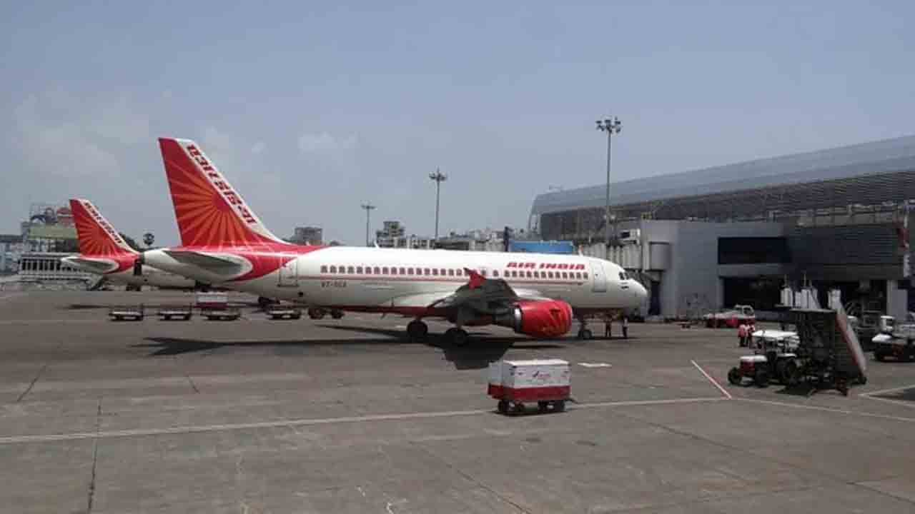 కరోనా ఎఫెక్ట్‌.. అక్కడికి విమానాలు రద్దు చేసిన ఎయిర్‌ ఇండియా